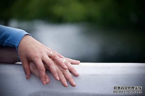 多图层镜头99国产熟女高清精品久久久久久，探索视觉艺术的无尽深度