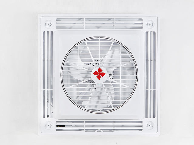 面部保湿精粹——，解锁肌肤水润的秘密